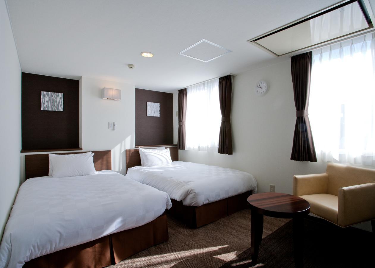 Hotel Prive Shizuoka Station Kültér fotó